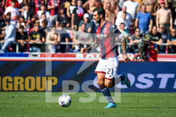 2022-09-11 - Bologna's Roberto Soriano portrait in action - BOLOGNA FC VS ACF FIORENTINA - ITALIAN SERIE A - SOCCER