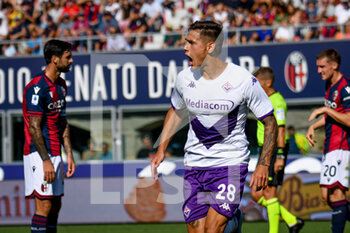 2022-09-11 - Fiorentina's Lucas Martinez Quarta celebrates after scoring a goal - BOLOGNA FC VS ACF FIORENTINA - ITALIAN SERIE A - SOCCER