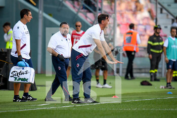 2022-09-11 - Bologna's ad interim Head Coach Luca Vigiani gestures - BOLOGNA FC VS ACF FIORENTINA - ITALIAN SERIE A - SOCCER