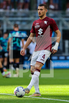 2022-09-10 - Alessandro Buongiorno of Torino FC warms up during the Serie A 2022/23 football match between FC Internazionale and Torino FC at Giuseppe Meazza Stadium, Milan, Italy on September 10, 2022 - INTER - FC INTERNAZIONALE VS TORINO FC - ITALIAN SERIE A - SOCCER