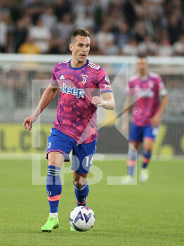 2022-09-11 - Arkadiusz Milik ((Juventus FC) controls the ball - JUVENTUS FC VS US SALERNITANA - ITALIAN SERIE A - SOCCER