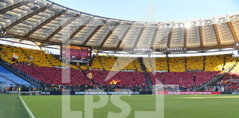 18/09/2022 - AS Roma fans during the Italian Football Championship League A 2022/2023 match between AS Roma vs Atalanta BC at the Olimpic Stadium in Rome  on 18 September 2022. - AS ROMA VS ATALANTA BC - SERIE A - CALCIO