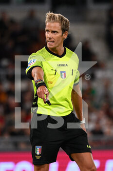 18/09/2022 - Daniele Chiffi referee during the Italian Football Championship League A 2022/2023 match between AS Roma vs Atalanta BC at the Olimpic Stadium in Rome  on 18 September 2022. - AS ROMA VS ATALANTA BC - SERIE A - CALCIO
