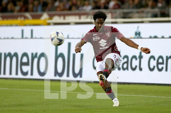 2022-09-17 - Temitayo AINA (Torino FC) after shooting the ball - TORINO FC VS US SASSUOLO - ITALIAN SERIE A - SOCCER
