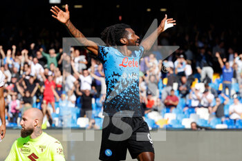 2022-10-01 - Andre Frank Anguissa of Napoli  celebrates after scores after 2nd goal - SSC NAPOLI VS TORINO FC - ITALIAN SERIE A - SOCCER