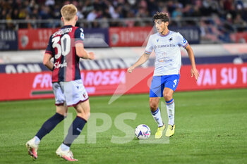 2022-10-08 - Gonzalo Villar (Sampdoria) in action - BOLOGNA FC VS UC SAMPDORIA - ITALIAN SERIE A - SOCCER