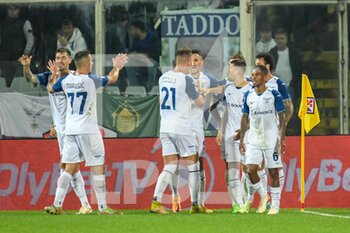 2022-10-10 - Lazio's Mattia Zaccagni celebrates with teammates after scoring the 2-0 goal - ACF FIORENTINA VS SS LAZIO - ITALIAN SERIE A - SOCCER
