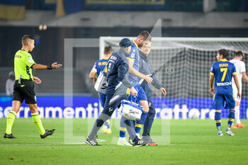2022-10-16 - Verona's Thomas Henry injury - HELLAS VERONA FC VS AC MILAN - ITALIAN SERIE A - SOCCER