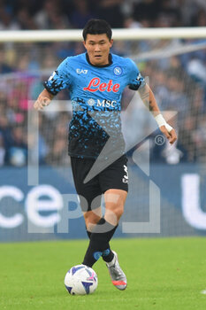 2022-10-16 - Min-Jae Kim of SSC Napoli  in action during the Serie A match between SSC Napoli and Bologna FC  at Diego Armando Maradona Stadium - SSC NAPOLI VS BOLOGNA FC - ITALIAN SERIE A - SOCCER