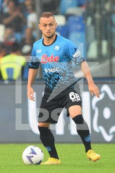 2022-10-16 - Stanislav Lobotka of SSC Napoli  in action during the Serie A match between SSC Napoli and Bologna FC  at Diego Armando Maradona Stadium - SSC NAPOLI VS BOLOGNA FC - ITALIAN SERIE A - SOCCER