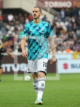2022-10-15 - Leonardo Bonucci (Juventus FC) during warmup - TORINO FC VS JUVENTUS FC - ITALIAN SERIE A - SOCCER