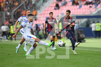 2022-10-23 - Nicolas Dominguez (Bologna FC) in action - BOLOGNA FC VS US LECCE - ITALIAN SERIE A - SOCCER