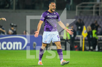 2022-10-22 - Fiorentina's Arthur Cabral celebrates after scoring the 1-2 goal - ACF FIORENTINA VS INTER - FC INTERNAZIONALE - ITALIAN SERIE A - SOCCER