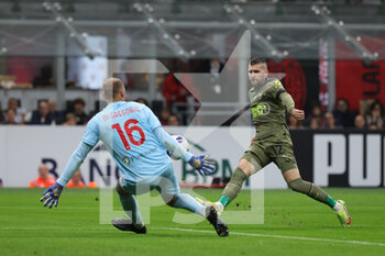 2022-10-22 - Ante Rebic of AC Milan in action during the Serie A 2022/23 football match between AC Milan and AC Monza at Giuseppe Meazza Stadium, Milan, Italy on October 22, 2022 - AC MILAN VS AC MONZA - ITALIAN SERIE A - SOCCER