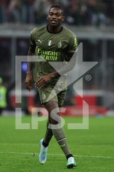 2022-10-22 - Rafael Leao of AC Milan in action during the Serie A 2022/23 football match between AC Milan and AC Monza at Giuseppe Meazza Stadium, Milan, Italy on October 22, 2022 - AC MILAN VS AC MONZA - ITALIAN SERIE A - SOCCER