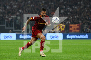 2022-10-23 - Leonardo Spinazzola (AS Roma) during the Italian Football Championship League A 2022/2023 match between AS Roma vs SSC Napoli at the Olimpic Stadium in Rome  on 23 October 2022. - AS ROMA VS SSC NAPOLI - ITALIAN SERIE A - SOCCER