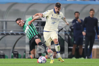 2022-10-24 - Luca d’Andrea (US Sassuolo) and Miguel Veloso (Hellas Verona) - US SASSUOLO VS HELLAS VERONA - ITALIAN SERIE A - SOCCER
