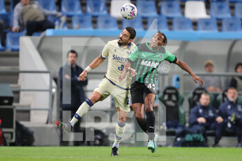 2022-10-24 - Armand Lauriente’ (US Sassuolo) and Koray Gunter (Hellas Verona) - US SASSUOLO VS HELLAS VERONA - ITALIAN SERIE A - SOCCER