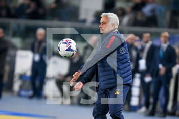 2022-10-31 - Roma's Head Coach Jose' Mourinho with ball - HELLAS VERONA FC VS AS ROMA - ITALIAN SERIE A - SOCCER
