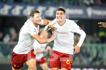 2022-10-31 - Roma's Cristian Volpato celebrates after scoring a goal with Roma's Andrea Belotti - HELLAS VERONA FC VS AS ROMA - ITALIAN SERIE A - SOCCER
