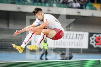 2022-10-31 - Roma's Stephan El Shaarawy celebrates after scoring a goal - HELLAS VERONA FC VS AS ROMA - ITALIAN SERIE A - SOCCER