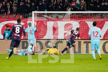 2022-10-31 - Lewis Ferguson (Bologna FC) scores the goal - AC MONZA VS BOLOGNA FC - ITALIAN SERIE A - SOCCER