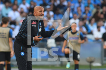 2022-10-29 - Luciano Spalletti Manager of SSC Napoli  gesticulates  during the Serie A match between SSC Napoli and Sassuolo Calcio at Diego Armando Maradona Stadium  - SSC NAPOLI VS US SASSUOLO - ITALIAN SERIE A - SOCCER