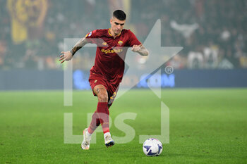 2022-11-06 - Gianluca Mancini of AS Roma during the Serie A match between AS Roma and SS Lazio at Stadio Olimpico on November 6, 2022 in Rome, Italy. - AS ROMA VS SS LAZIO - ITALIAN SERIE A - SOCCER