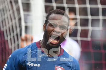 2022-11-05 - Lassana Coulibaly of US Salernitana  rejoices after the goal  during the Serie A match between US Salernitana 1919 v US Cremonese  at Arechi  Stadium  - US SALERNITANA VS US CREMONESE - ITALIAN SERIE A - SOCCER