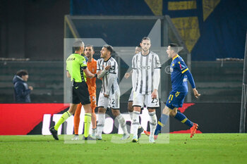 2022-11-10 - Juventus players protest for the penalty - HELLAS VERONA FC VS JUVENTUS FC - ITALIAN SERIE A - SOCCER