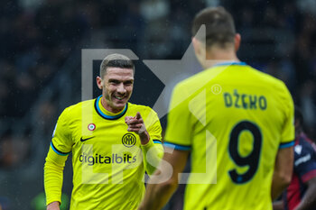 2022-11-09 - Robin Gosens of FC Internazionale celebrates after scoring a goal during Serie A 2022/23 football match between FC Internazionale and Bologna FC at Giuseppe Meazza Stadium, Milan, Italy on November 09, 2022 - INTER - FC INTERNAZIONALE VS BOLOGNA FC - ITALIAN SERIE A - SOCCER