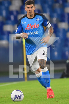 2022-11-08 - Giovanni Di Lorenzo of SSC Napoli  in action  during the Serie A match between SSC Napoli v Empoli FC at  Diego Armando Maradona Stadium - SSC NAPOLI VS EMPOLI FC - ITALIAN SERIE A - SOCCER