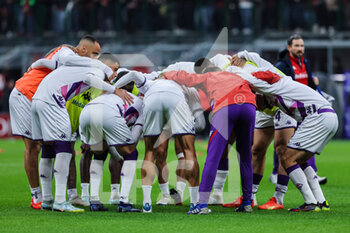 2022-11-13 - ACF Fiorentina players during Serie A 2022/23 football match between AC Milan and ACF Fiorentina at Giuseppe Meazza Stadium, Milan, Italy on November 13, 2022 - AC MILAN VS ACF FIORENTINA - ITALIAN SERIE A - SOCCER