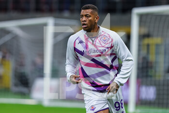2022-11-13 - Igor of ACF Fiorentina during warms up Serie A 2022/23 football match between AC Milan and ACF Fiorentina at Giuseppe Meazza Stadium, Milan, Italy on November 13, 2022 - AC MILAN VS ACF FIORENTINA - ITALIAN SERIE A - SOCCER