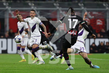 2022-11-13 - Rafael Leao of AC Milan in action during Serie A 2022/23 football match between AC Milan and ACF Fiorentina at Giuseppe Meazza Stadium, Milan, Italy on November 13, 2022 - AC MILAN VS ACF FIORENTINA - ITALIAN SERIE A - SOCCER