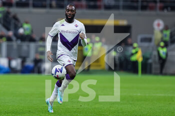 2022-11-13 - Jonathan Ikone of ACF Fiorentina in action during Serie A 2022/23 football match between AC Milan and ACF Fiorentina at Giuseppe Meazza Stadium, Milan, Italy on November 13, 2022 - AC MILAN VS ACF FIORENTINA - ITALIAN SERIE A - SOCCER