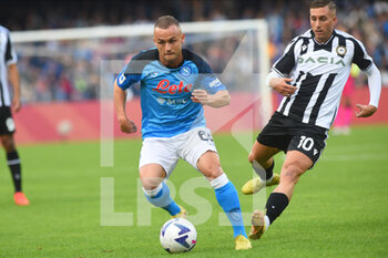 2022-11-12 - Stanislav Lobotka of SSC Napoli and Gerard Deulofeu of Udinese Calcio competes for the ball with  during the Serie A match between SSC Napoli  v Udinese Calcio at Diego Armando Maradona Stadium  - SSC NAPOLI VS UDINESE CALCIO - ITALIAN SERIE A - SOCCER