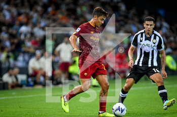 2022-09-04 - Roma's Paulo Dybala in action against Udinese's Nehuen Perez - UDINESE CALCIO VS AS ROMA - ITALIAN SERIE A - SOCCER