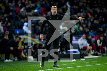 2022-11-04 - Lecce's Head Coach Marco Baroni portrait gestures - UDINESE CALCIO VS US LECCE - ITALIAN SERIE A - SOCCER