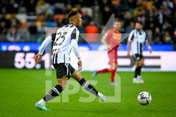 2022-11-04 - Udinese's Enzo Ebosse in action - UDINESE CALCIO VS US LECCE - ITALIAN SERIE A - SOCCER
