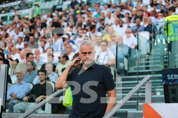 2022-08-27 - Jose Mourinho of As Rome during the Italian Serie A, football match between Juventus fc and As Roma, on August 27, 2022 at Allianz Stadium in Turin, Italy. Photo Nderim Kaceli - JUVENTUS FC VS AS ROMA - ITALIAN SERIE A - SOCCER