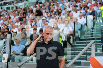 2022-08-27 - Coach Jose Mourinho of As Roma during the Italian Serie A, football match between Juventus Fc and As Roma on August 27, 2022 at Allianz Stadium, Turin, Italy. Photo Nderim Kaceli - JUVENTUS FC VS AS ROMA - ITALIAN SERIE A - SOCCER