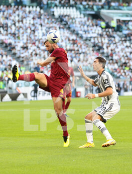 2022-08-27 - Bryan Cristante of As Roma and Fabio Miretti of Juventus Fc during the Italian Serie A, football match between Juventus Fc and As Roma on August 27, 2022 at Allianz Stadium, Turin, Italy. Photo Nderim Kaceli - JUVENTUS FC VS AS ROMA - ITALIAN SERIE A - SOCCER