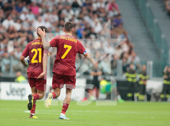 2022-08-27 - Paulo Dybala of As Roma and Lorenzo Pellegrini of As Roma during the Italian Serie A, football match between Juventus fc and As Roma, on August 27, 2022 at Allianz Stadium in Turin, Italy. Photo Nderim Kaceli - JUVENTUS FC VS AS ROMA - ITALIAN SERIE A - SOCCER