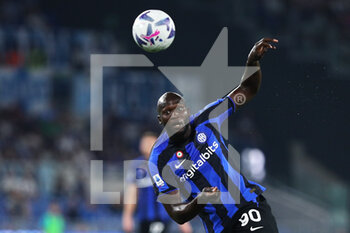 2022-08-26 - Romelu Lukaku of Internazionale in action during the Italian championship Serie A football match between SS Lazio and FC Internazionale on August 26, 2022 at Stadio Olimpico in Rome, Italy - FOOTBALL - ITALIAN CHAMP - LAZIO V INTERNAZIONALE - ITALIAN SERIE A - SOCCER