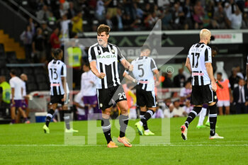 2022-08-31 - Udinese's Jaka Bijol celebrates a victory at the end of match - UDINESE CALCIO VS ACF FIORENTINA - ITALIAN SERIE A - SOCCER