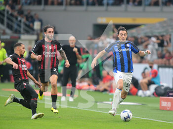 2022-09-03 - Matteo Darmian of Fc Inter during the Italian Serie A tootball match between Ac Milan and Fc Inter on 03 of September 2022 at Giuseppe Meazza _ San Siro Siro stadium in Milan, Italy. Photo Nderim Kaceli - AC MILAN VS INTER - FC INTERNAZIONALE - ITALIAN SERIE A - SOCCER