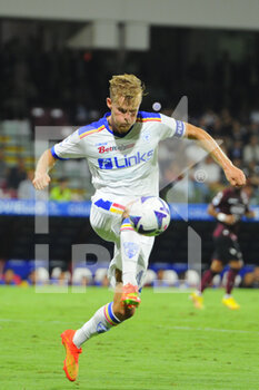 2022-09-16 - Morten Hjulmand of US Lecce  in action  during the Serie A match between US Salernitana 1919 and US Lecce at Stadio Arechi   - US SALERNITANA VS US LECCE - ITALIAN SERIE A - SOCCER