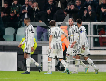 2022-11-06 - Adrien Rabiot of Juventus Fc celebrating a goal with team mates during the Italian Serie A, football match between Juventus Fc and Inter Fc, on 06 November 2022, at Allianz Stadium, Turin, Italy  Photo Nderim Kaceli - JUVENTUS FC VS INTER - FC INTERNAZIONALE - ITALIAN SERIE A - SOCCER