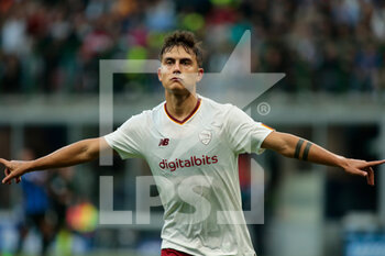 2022-10-01 - Paulo Dybala of As Roma celebrating after a goal during the Italian Serie A, Football match between Fc Inter and As Roma on October 1, 2022 at San Siro Stadium, Milan, Italy. Photo Nderim Kaceli - INTER - FC INTERNAZIONALE VS AS ROMA - ITALIAN SERIE A - SOCCER
